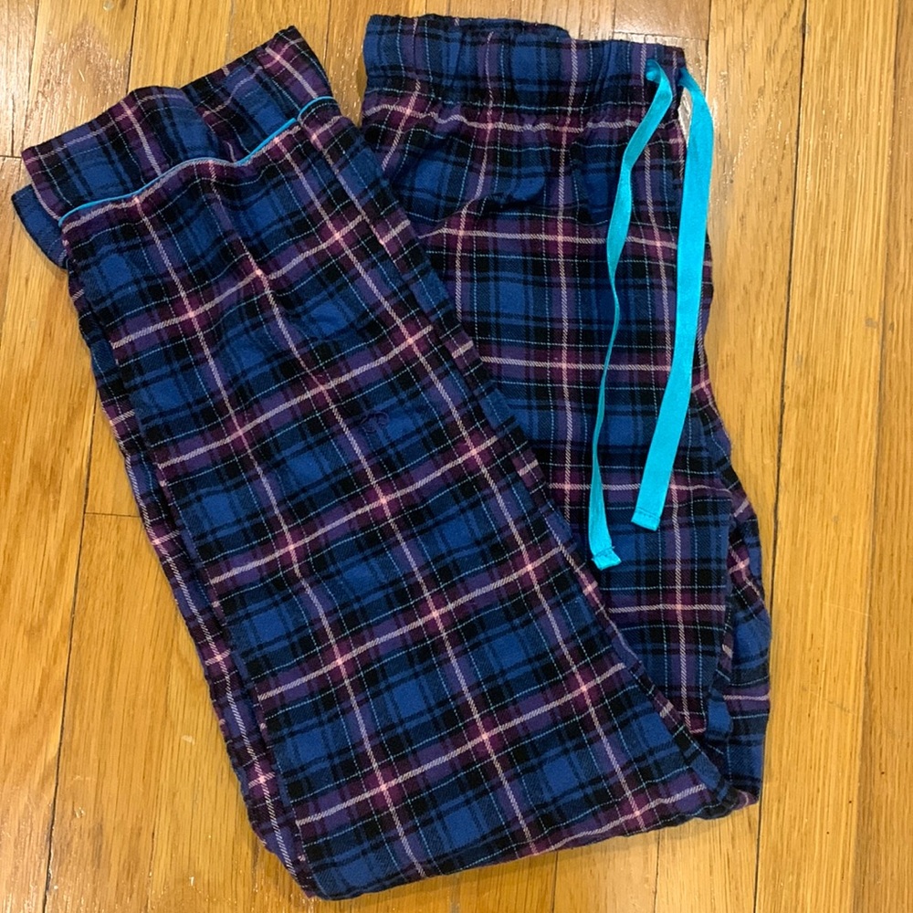 Bottoms Out Gal Women’s Plaid Pajama Bottoms, Size Medium